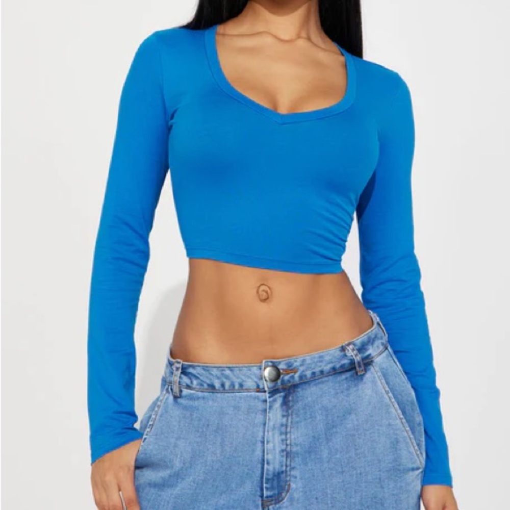 Blue V Neck Long Sleeve Crop Top